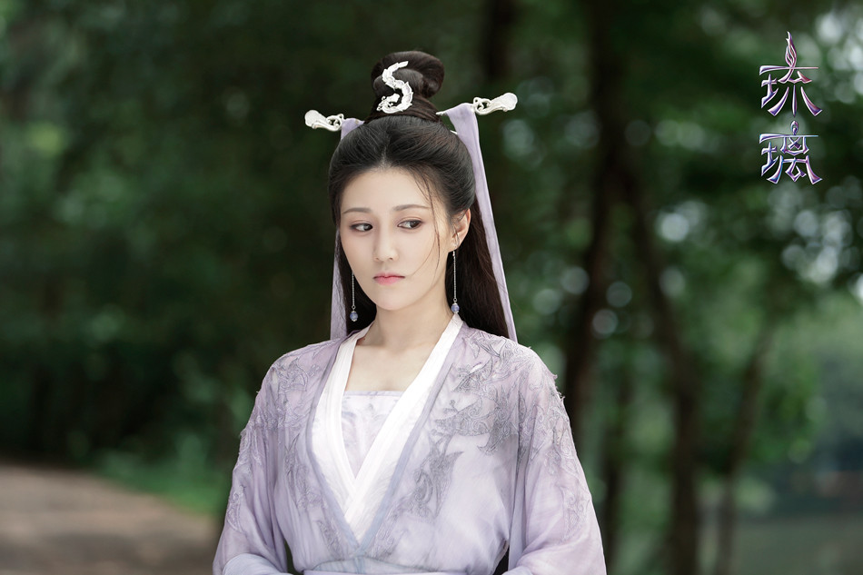 侯梦瑶《琉璃》魅萌上线 紫狐抢亲"外强内怂"