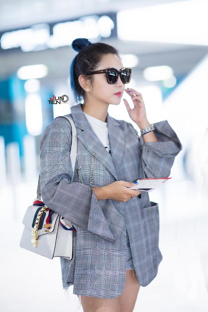 何洁|一手好牌打的稀烂，何洁遇中年危机，事业陷困境