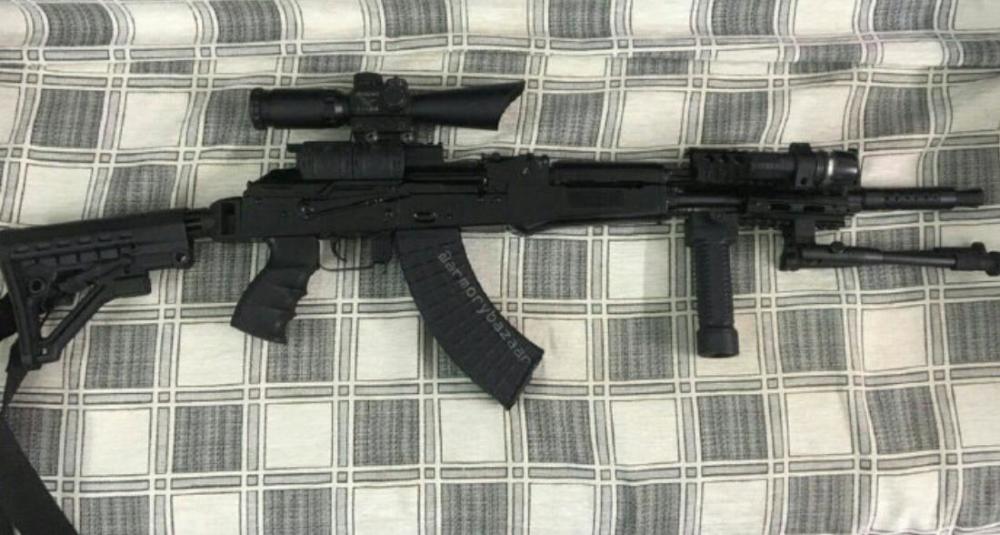 美军在战斗中缴获的ak步枪,加瞄准镜不算啥,ar化魔改的ak见过吗?