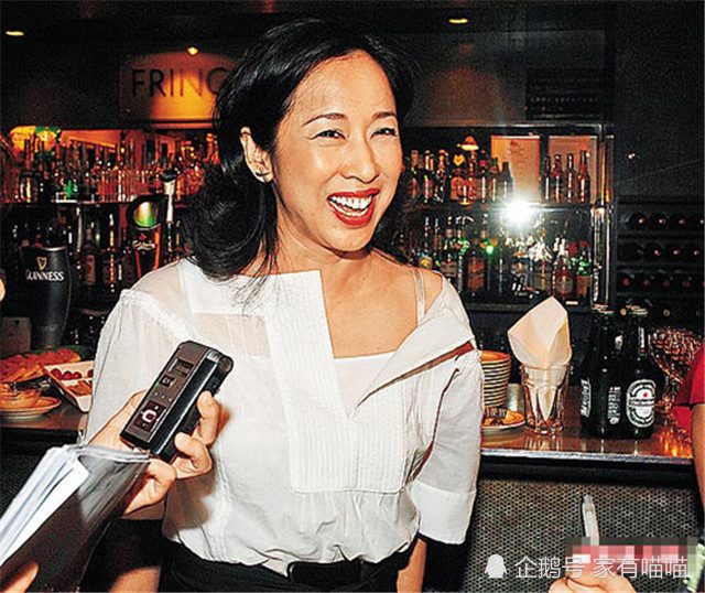 霍震霆一生最爱非朱玲玲而是何超英朱玲玲原来神似年轻何超英