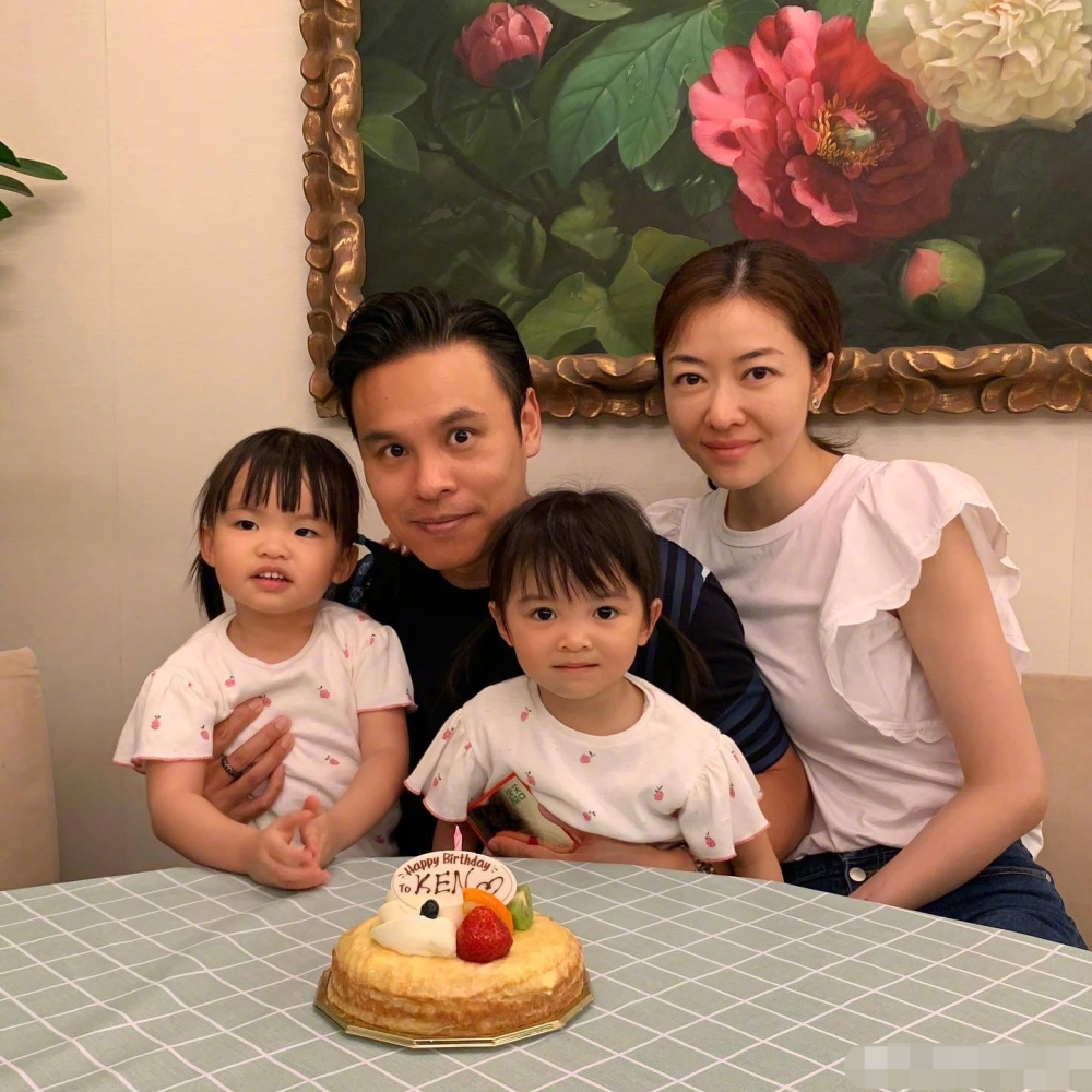 熊黛林|熊黛林懒理郭富城动态，细心为丈夫庆生，蛋糕名字暴露婚后生活