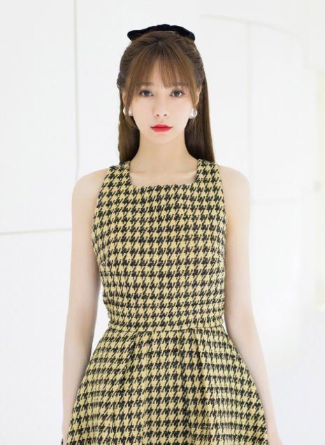 沈梦辰|沈梦辰深夜再发文，越长大越脆弱，月初刚被质疑与杜海涛感情生变