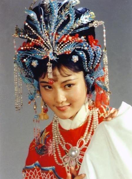 很多演员都是学戏曲出身,有的看得出有的看不出|京剧|越剧|李沁