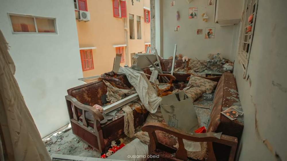 贝鲁特市|黎巴嫩大爆炸：官员扫大街，民众称“法国总统打败了你们所有人”