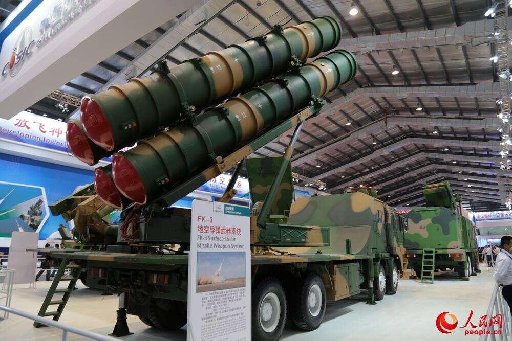 塞尔维亚总统武契奇当天说,塞尔维亚正在考虑购买中国的防空导弹系统