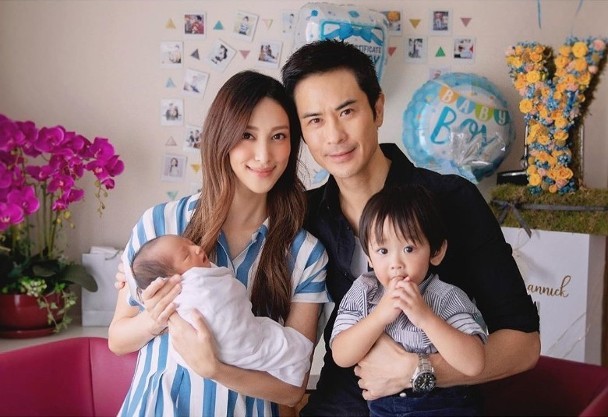 郑嘉颖|陈凯琳二胎产子后再迎来喜事 与老公郑嘉颖喜迎结婚2周年