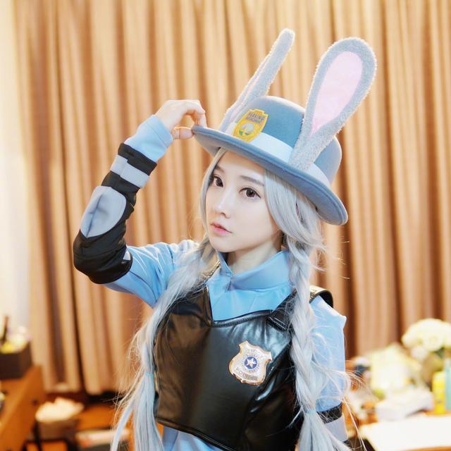 冯提莫cos过的动漫人物,主播也爱二次元,你觉得还原度如何呢?