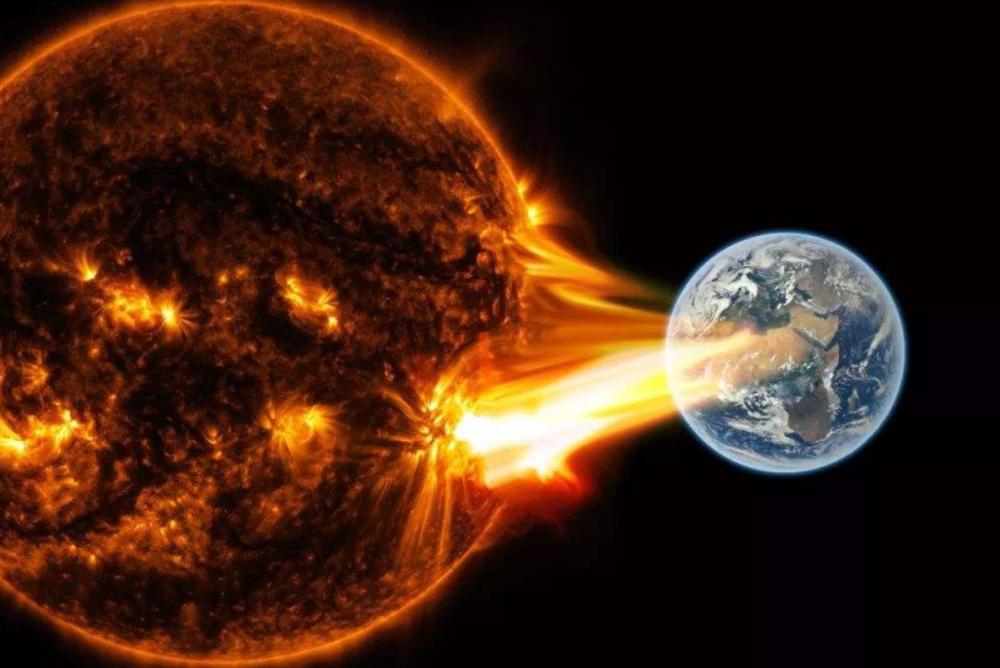 太阳|太阳现巨大口子！直径6794千米，或继续增大，地球要进入小冰河？