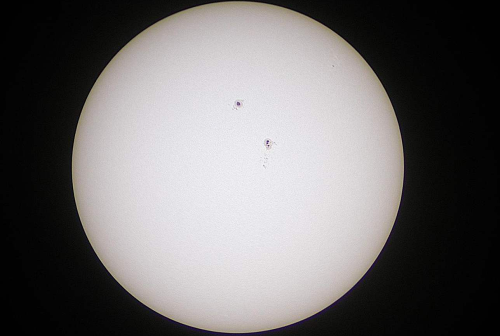 太阳|太阳现巨大口子！直径6794千米，或继续增大，地球要进入小冰河？