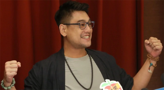41岁朱孝天近照发福与小2岁妻子分隔185天坦言想要二人世界