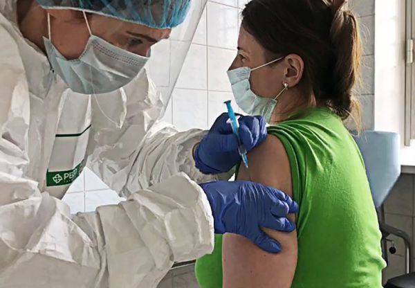 新冠疫苗|重大！世界首款新冠疫苗问世！20多国争先恐后抢购10亿支！