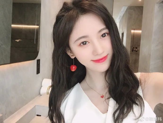 鞠婧祎|他俩上热搜竟然不是因为恋情？