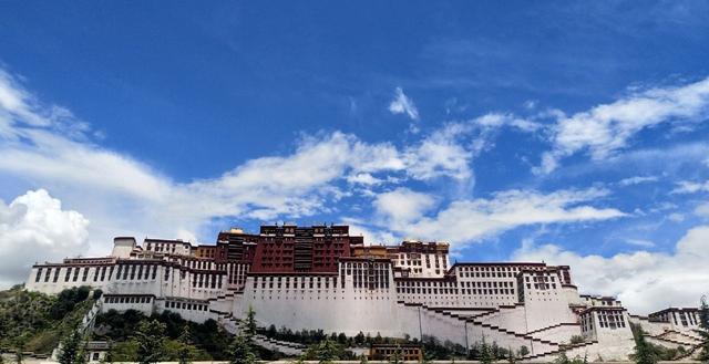 西藏的重要象征，海拔最高的广场！