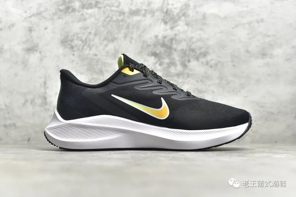 专为跑步爱好者设计鞋款nikezoomwinflo7细节拆解