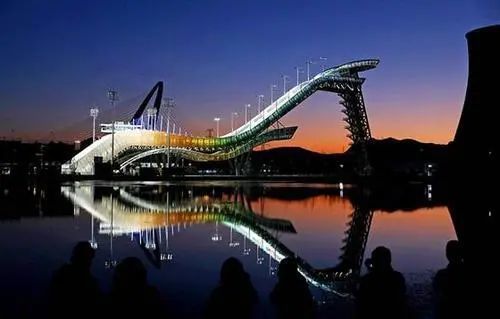 单板滑雪|石景山的“水晶鞋”！它会满足你对单板滑雪的所有幻想吗？