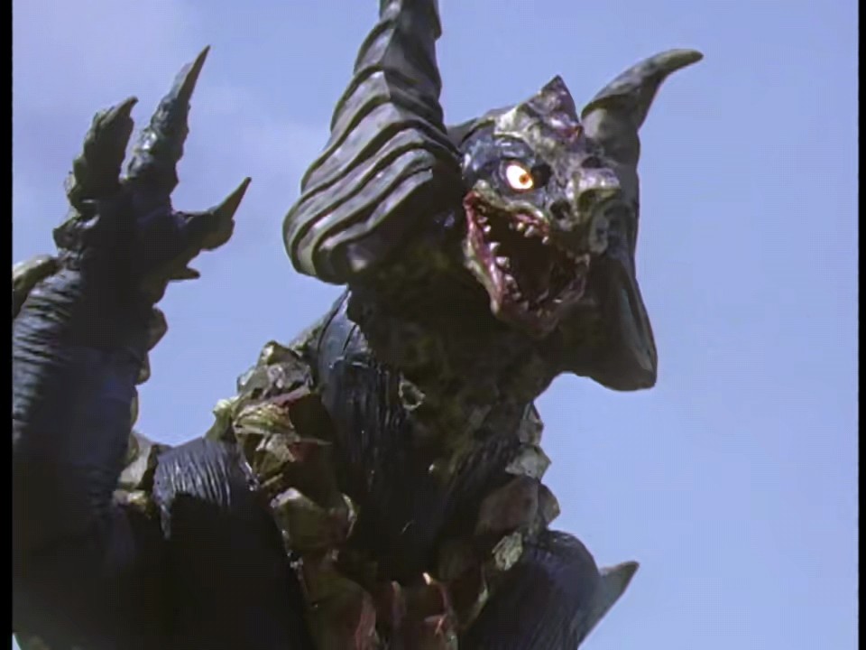 迪迦奥特曼:异次元怪兽有多强,希尔巴贡物理免疫,它差点打死迪迦