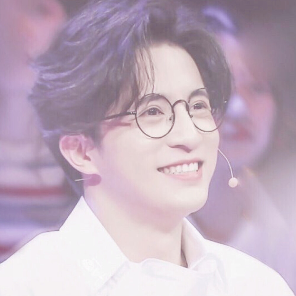 薛之谦天外来物发行快一月深受歌迷喜爱继续登顶各榜榜首