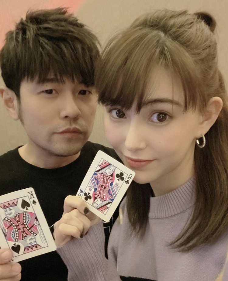 脱口秀|娱乐早报 | 思文退出脱口秀大会并回应离婚 杨天真切胃手术后报平安