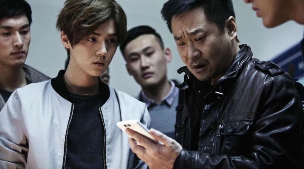 吴亦凡|贵圈｜鹿晗吴亦凡步入30岁，神颜不再的流量男星如何面对转型之痛？