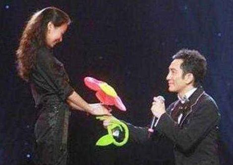 吴启华|吴启华、陶大宇到陈浩民，TVB的师奶杀手最终熬不过绯闻与烂片