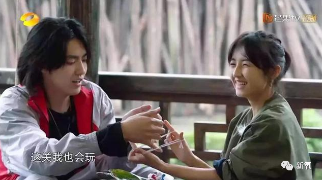 吴亦凡|吴亦凡这张脸是橡皮泥做的吧！忽胖忽瘦这回生图帅炸天……