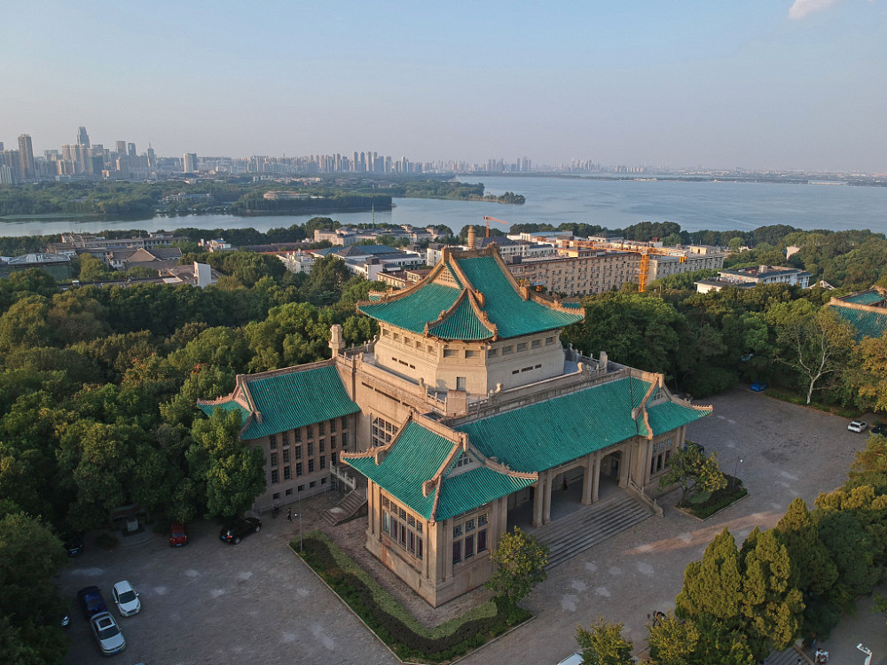 从历史沿革说武汉大学华中科技大学之恩恩怨怨