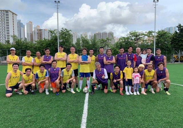 谭咏麟|谭咏麟高度评价TVB新剧，王浩信太厉害了