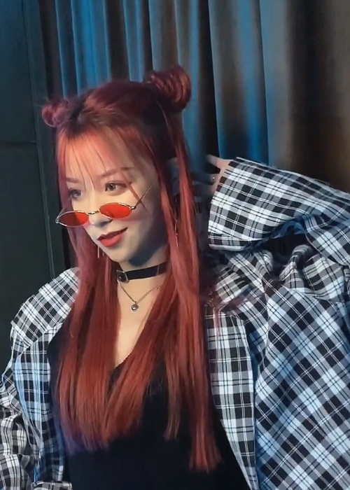 刀小刀睡衣事件出现反转绯闻男友晒律师函二人真是朋友关系