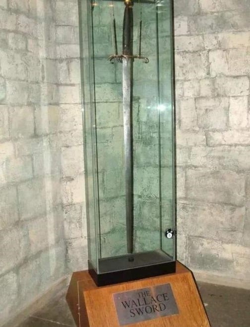 武士剑|传奇的六大名剑：一把来自中国2000年不生锈，一把深插硬石拔不出