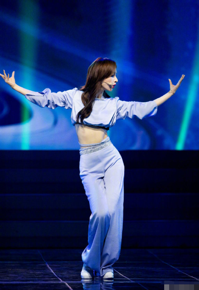 沈梦辰|乘风破浪的姐姐复活名单，沈梦辰孟佳早有伏笔，金莎王智惊喜