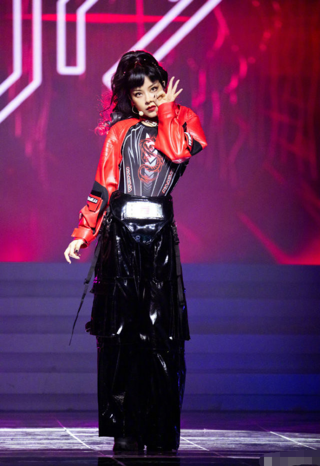 沈梦辰|乘风破浪的姐姐复活名单，沈梦辰孟佳早有伏笔，金莎王智惊喜