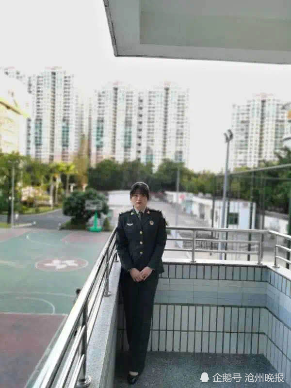 大学生 排长 陈康妮的故事 陈康妮 重庆通信学院 排长