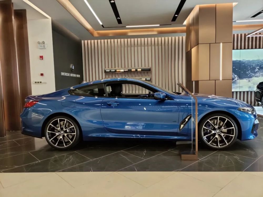 實拍寶馬8系coupe,百萬級雙門轎跑車,稱得上bmw家族旗艦嗎