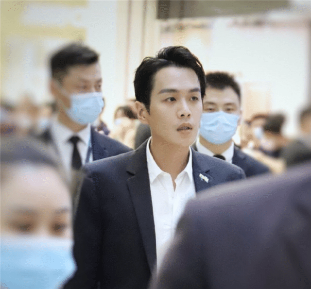 唐艺昕|张若昀女儿小名曝光，还不想唐艺昕复出拍戏？他发声怒斥谣言