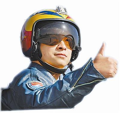 金头盔获得者 李勇