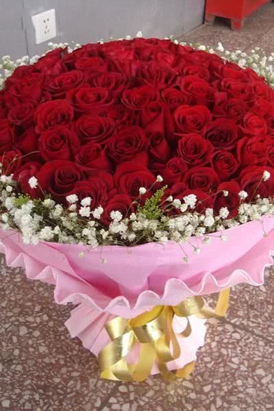 心理学:凭直觉选一簇你喜欢的玫瑰花,测你想要的爱情!