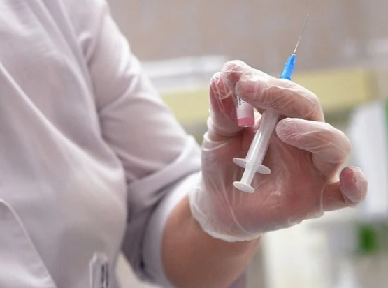 疫苗|世界首款新冠疫苗注册成功，免疫力不是永久，最多可维持2年