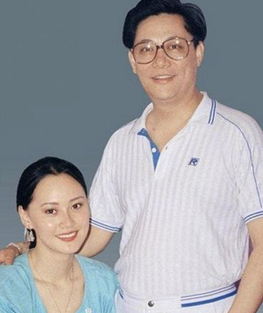 丙肝具有传染性,考虑到女儿的健康宋佳带着女儿前往国外生活,而张学津