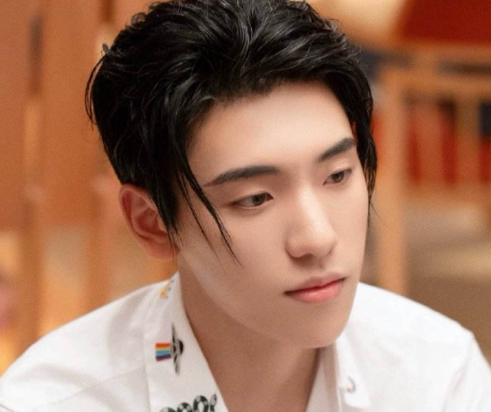 明星对自己有多狠王子异为健身一年不吃主食难怪肌肉发达