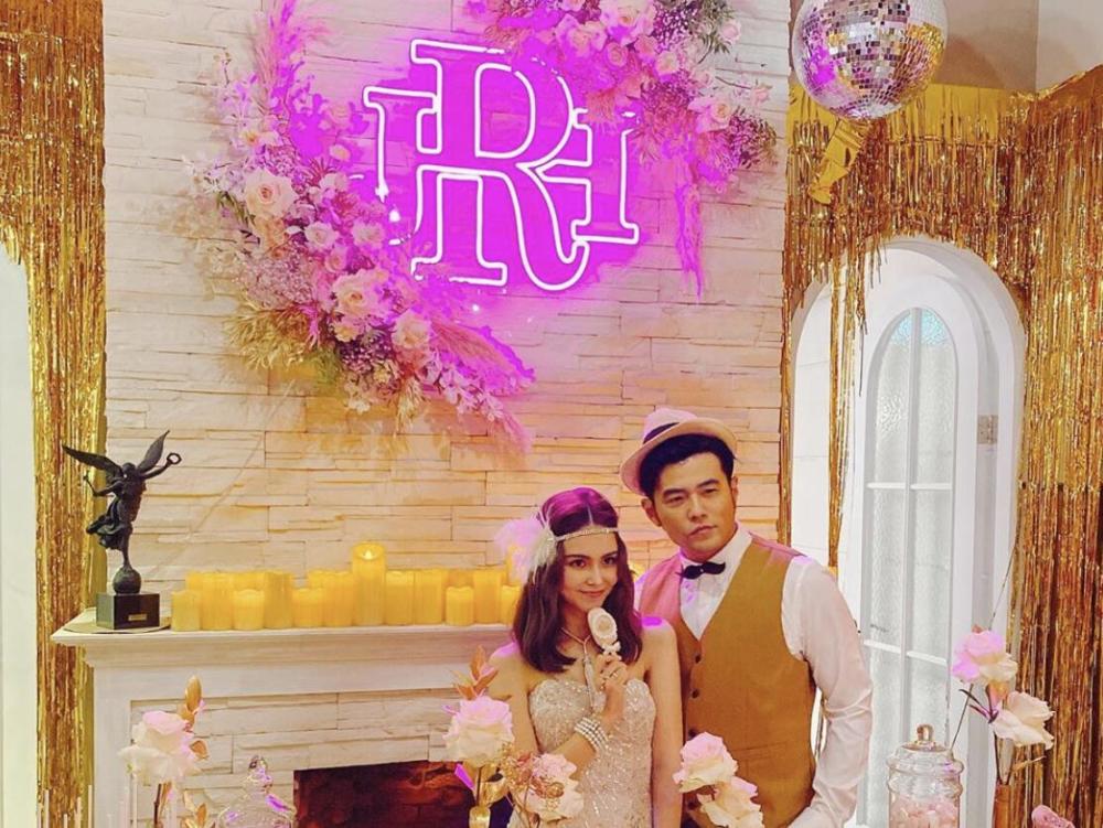 昆凌|昆凌27岁生日，穿抹胸美裙化身小公主，周杰伦霸气搂老婆腰好甜！