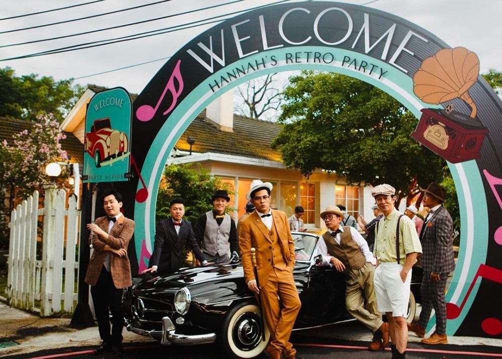 昆凌|昆凌晒双主题生日趴，穿扮精致典雅与周杰伦甜蜜放闪，儿女可爱出镜