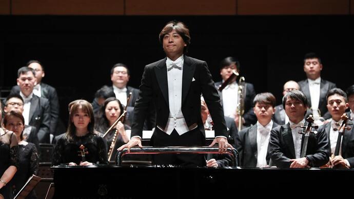 贝多芬交响曲全集|40岁前录完贝多芬交响曲全集，指挥家张亮：一切才刚刚开始