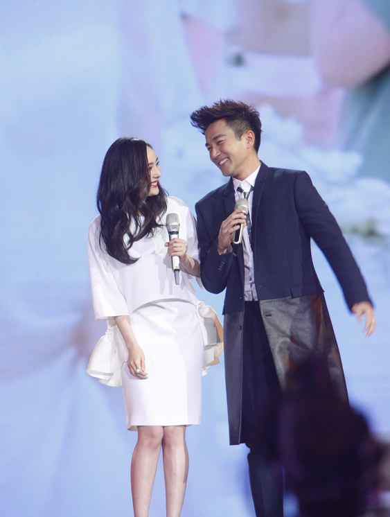 杨幂爱情迎来第二春,双方默认?网友:新一任幂姐夫又是女强男弱的组合