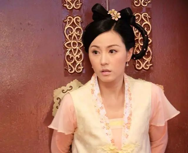 刘心悠|退圈也要谈恋爱？刘心悠和小孩的八年恋情可真虐！