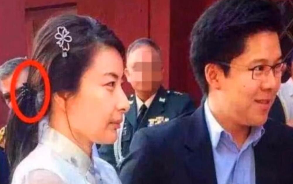 周润发|捧上神坛的演技 吹嘘过头的节俭 捐款活动中从未有过名字的一代影帝