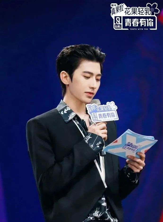 蔡徐坤|在蔡徐坤身上，我们看到了一个青春偶像的蜕变