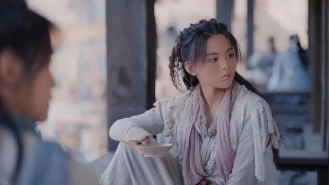 杨超越|杨超越新剧播放量突破1.6亿次，但看了1集就被劝退