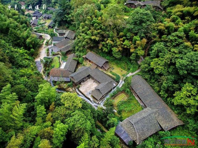 豐都縣(21個)包鸞鎮花地堡村,保和鎮餘家壩村,高家鎮建國村,暨龍鎮