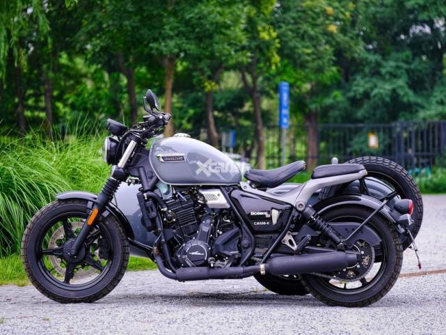 绝对颜值主义长江650bobbieⅢ实拍