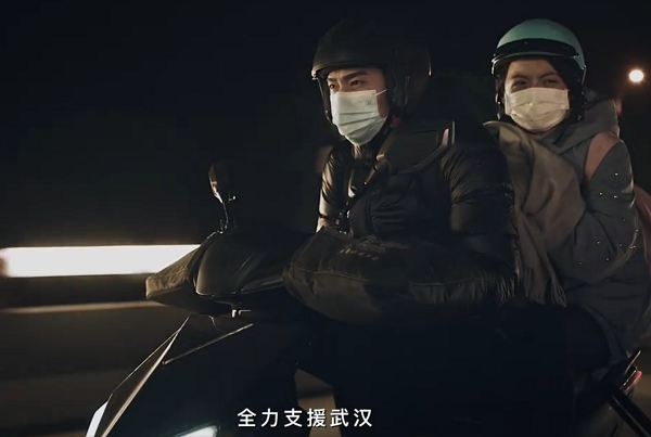 素颜|电视剧《在一起》才是真正的未播先火！群星云集、0片酬素颜出镜